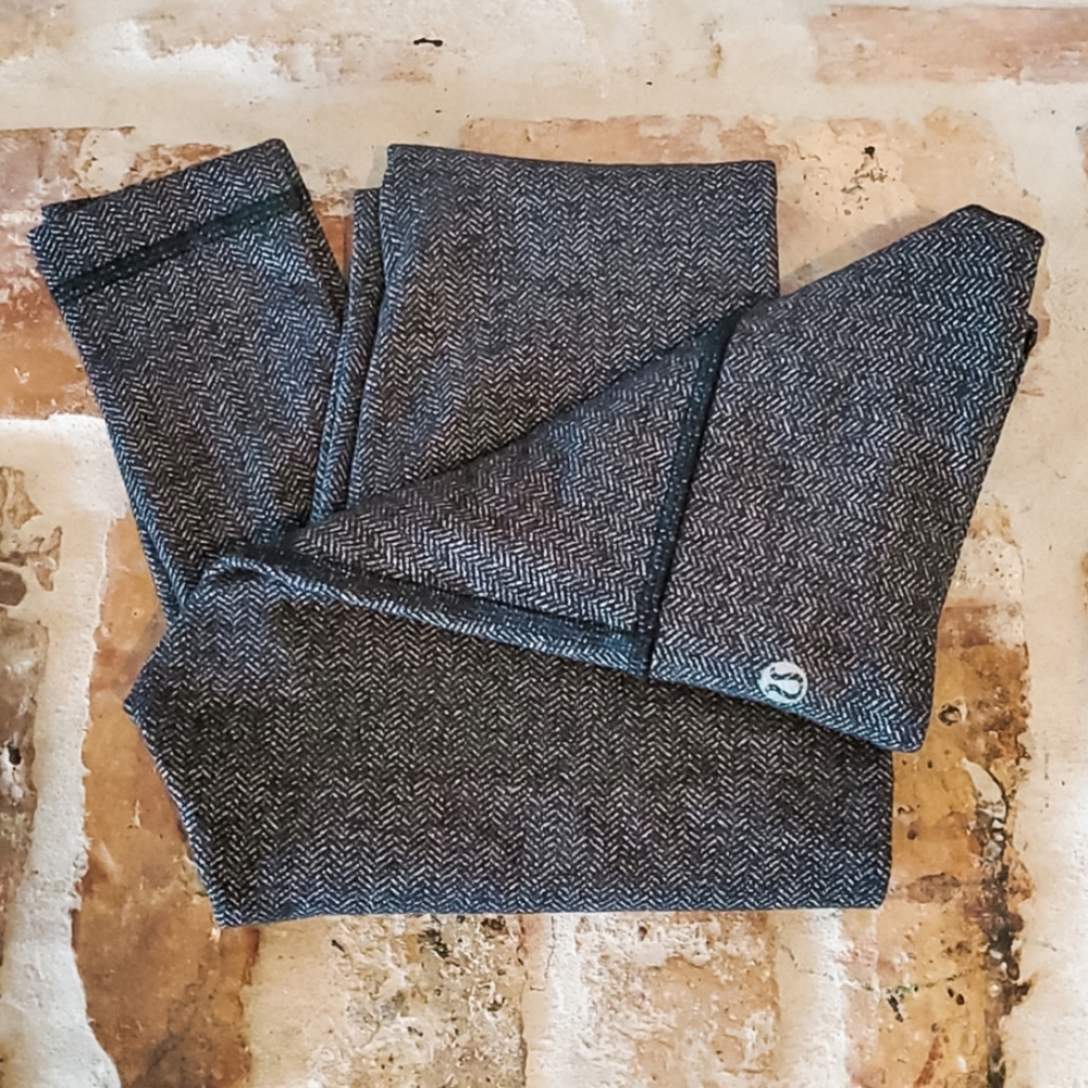 🄻🅄🄻🅄🄻🄴🄼🄾🄽 Wunder Under Herringbone Navy White Athletic Workout Leggings